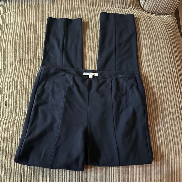 Cabi #814 navy pants side zipper size 8 - Picture 3 of 9
